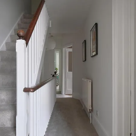 Contemporary 2 Bedroom Flat In Lewes Exterior photo