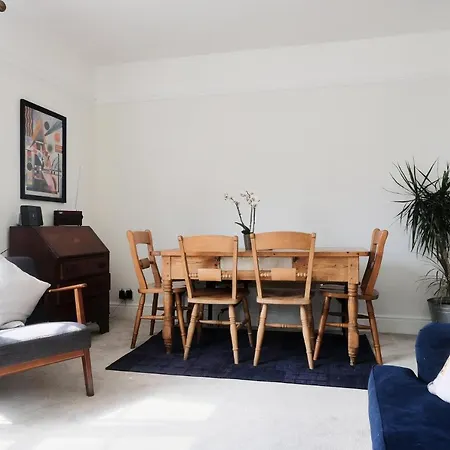Contemporary 2 Bedroom Flat In Lewes Exterior photo